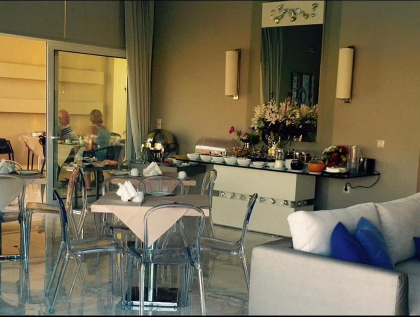 Ammos Suites プラティ エクステリア 写真